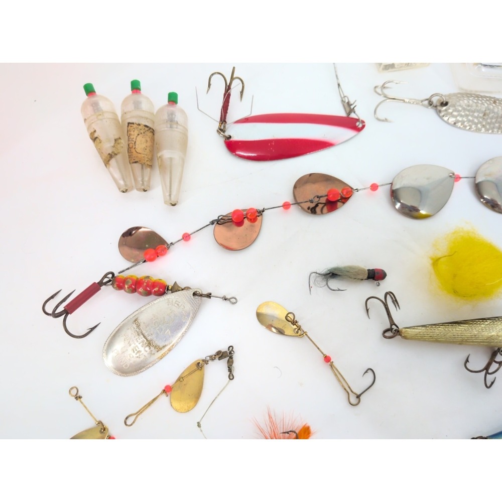 Vintage Fishing Lures Lot Mepps Aglia Red Devil Rapala Hula Spinners Hooks - Picture 4 of 14